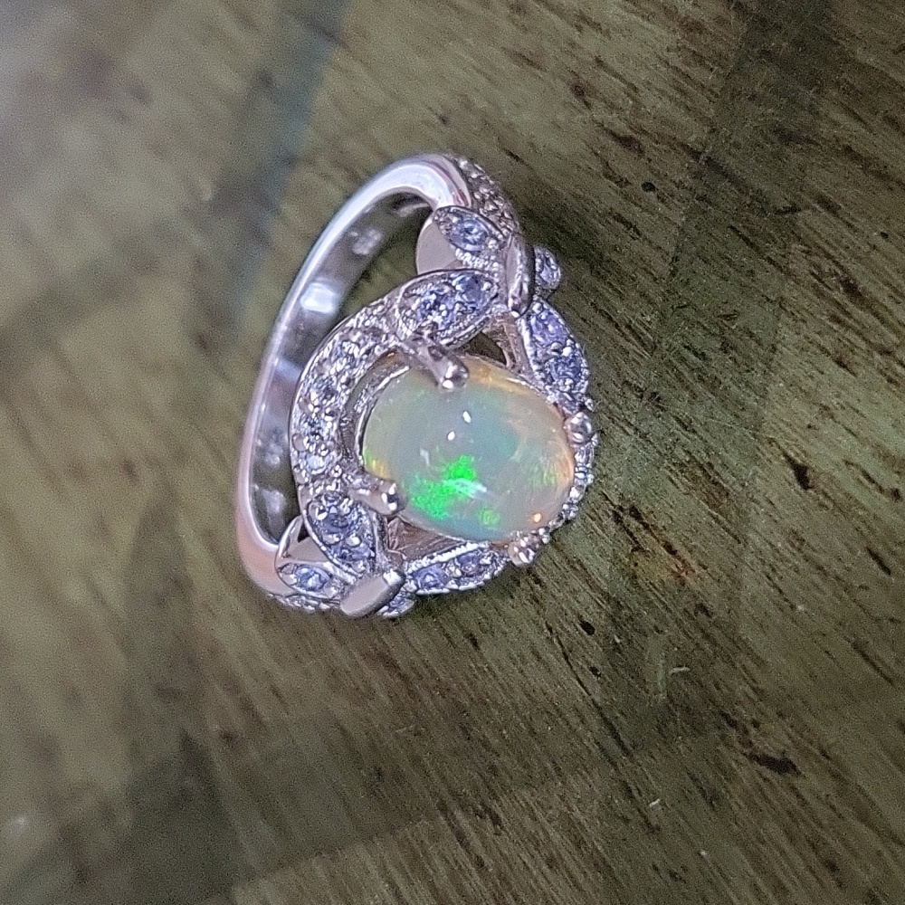 BEAUTIFUL RING - Picture 7 of 7
